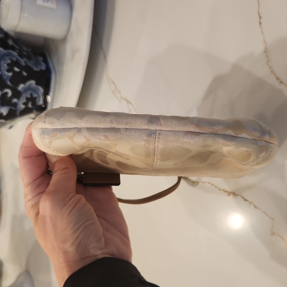 Coach Wristlet Small Bag - Picture 4 of 7